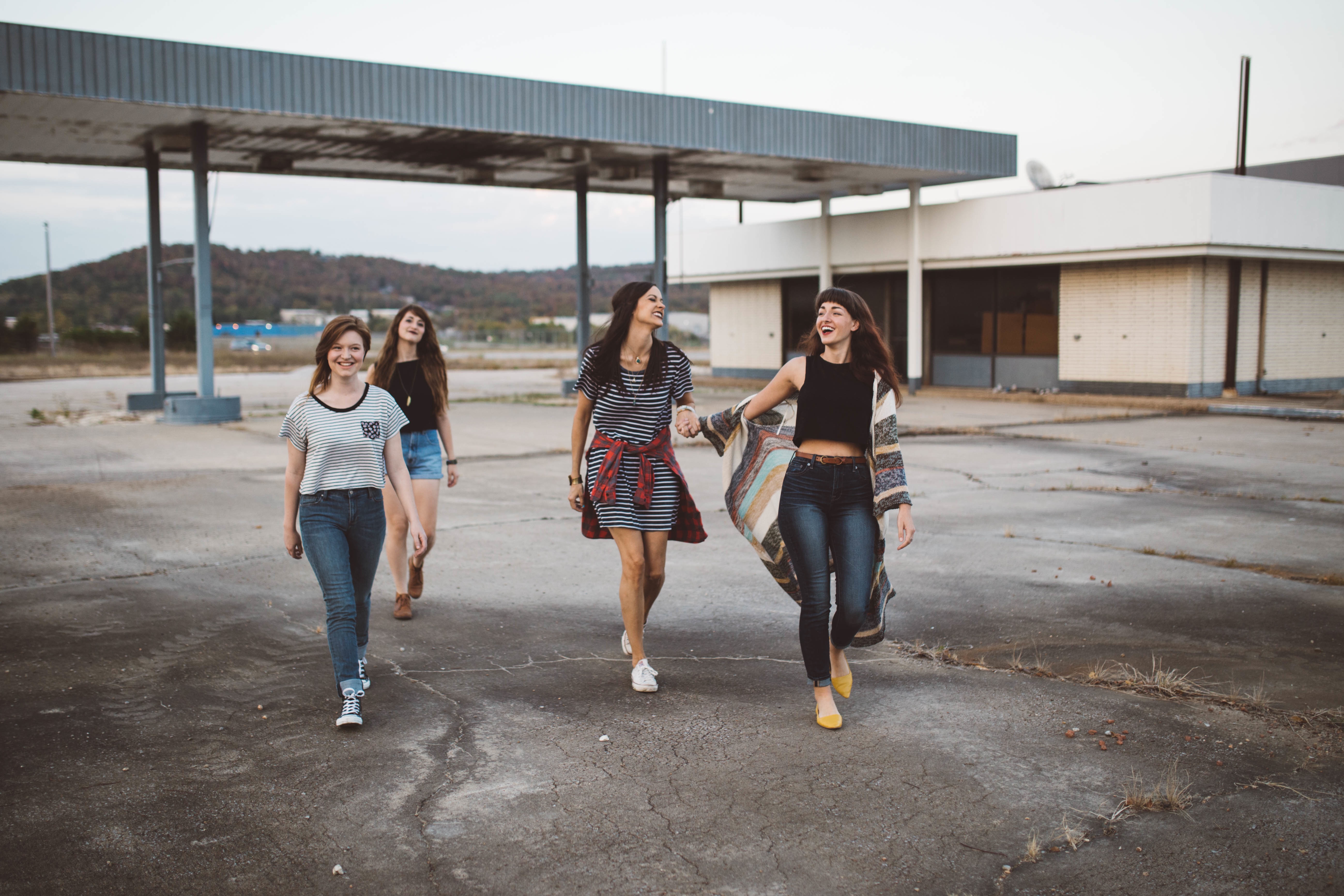 Friendship blog post Unsplash photos by Brooke Cagle