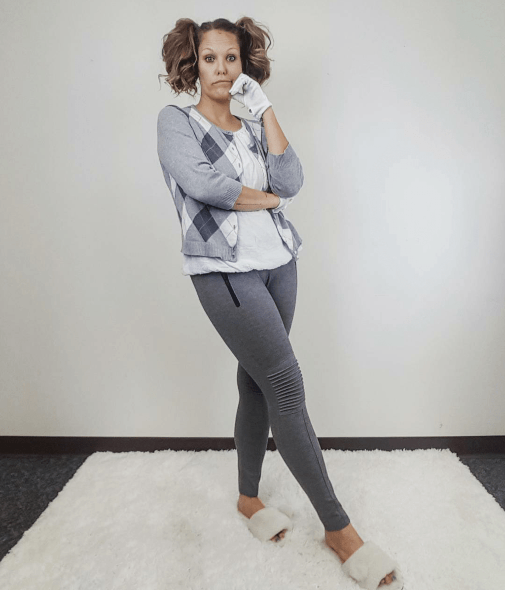 Thrift Store Cosplay Day 26: Bugs Bunny Looney Tunes fashion blog post