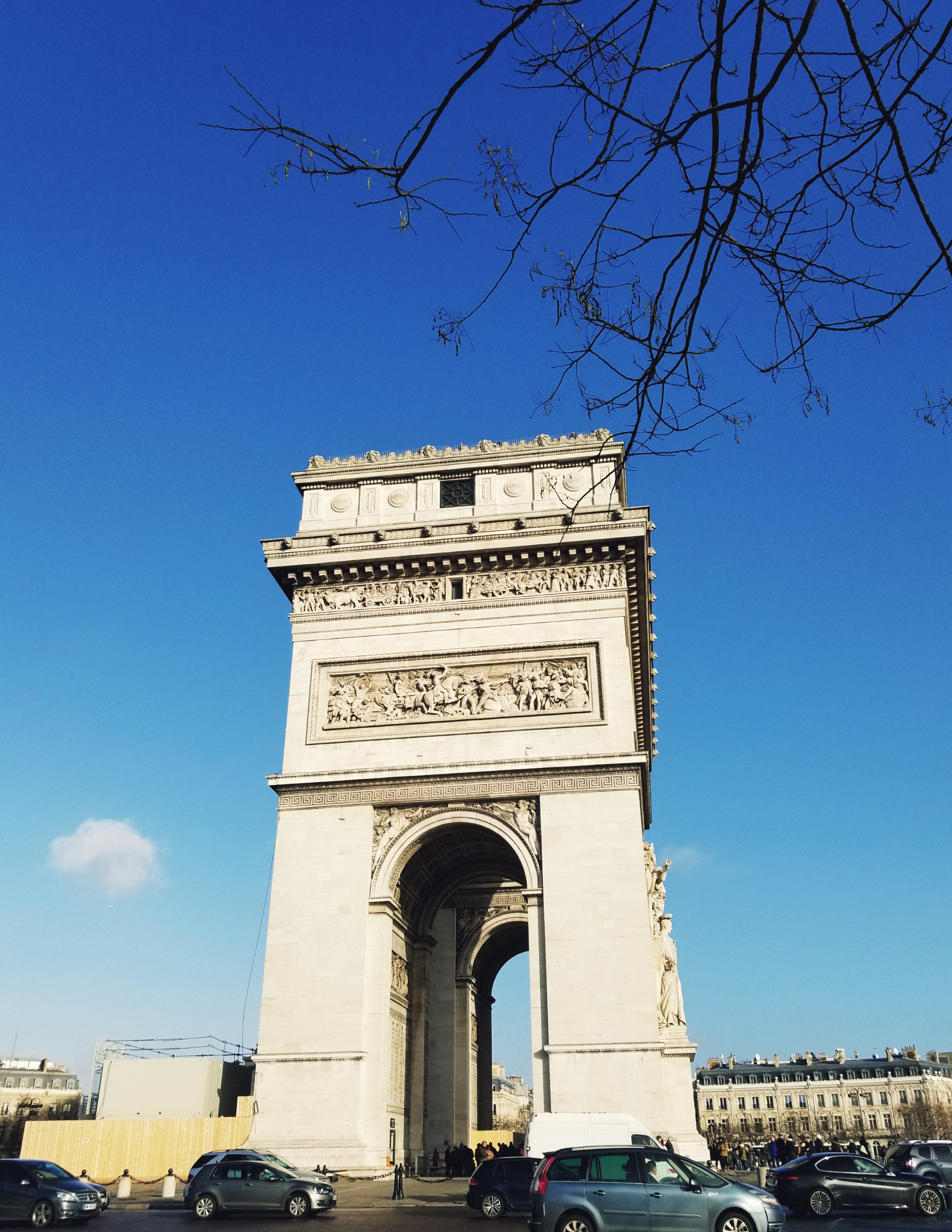 Lizzie does Paris - Arc du Triomphe
