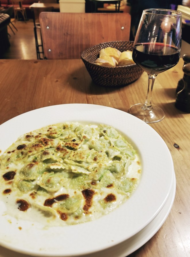 Lizzie does Paris - Lunch time