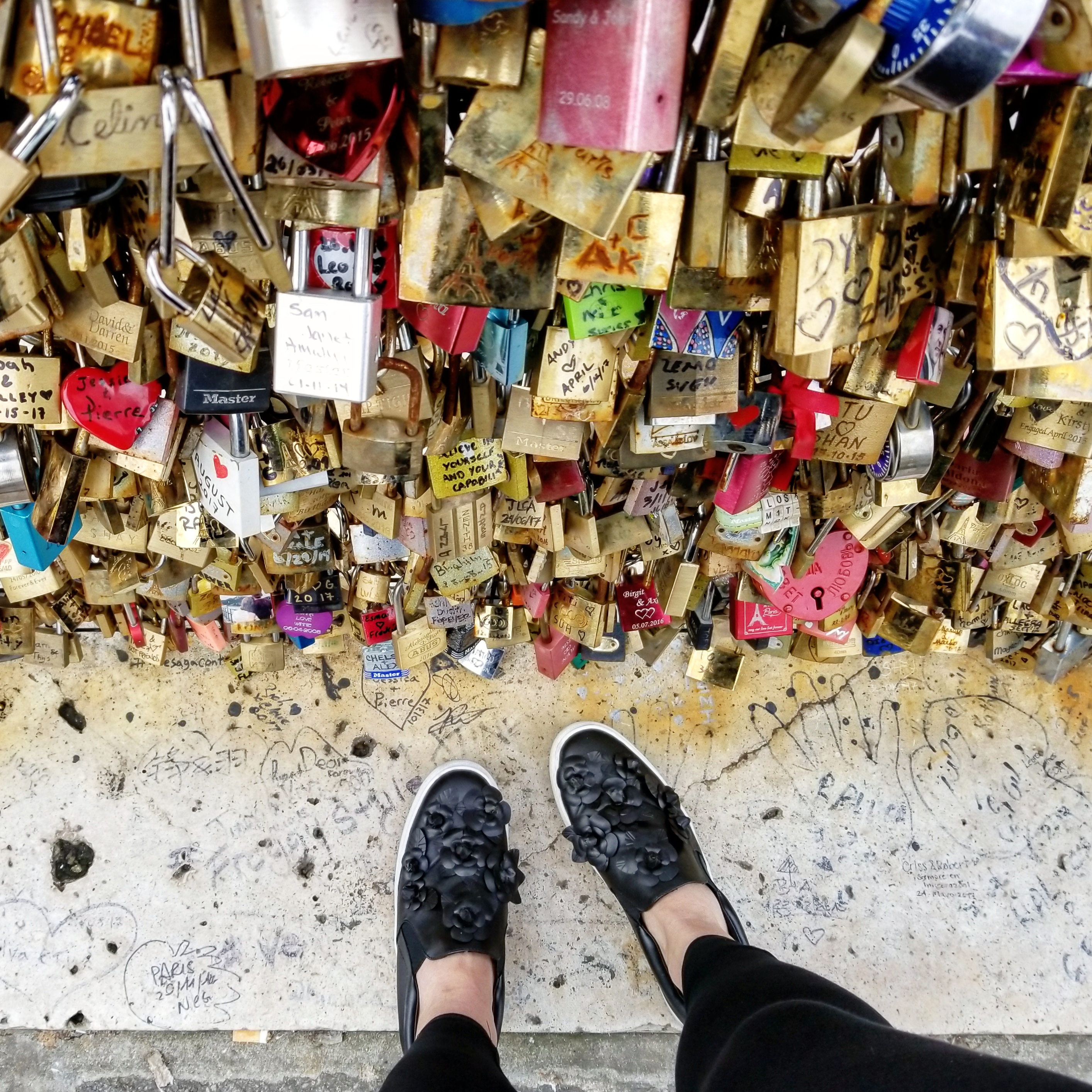 Lizzie does Paris - Pont Neuf (Love Bridge with locks)