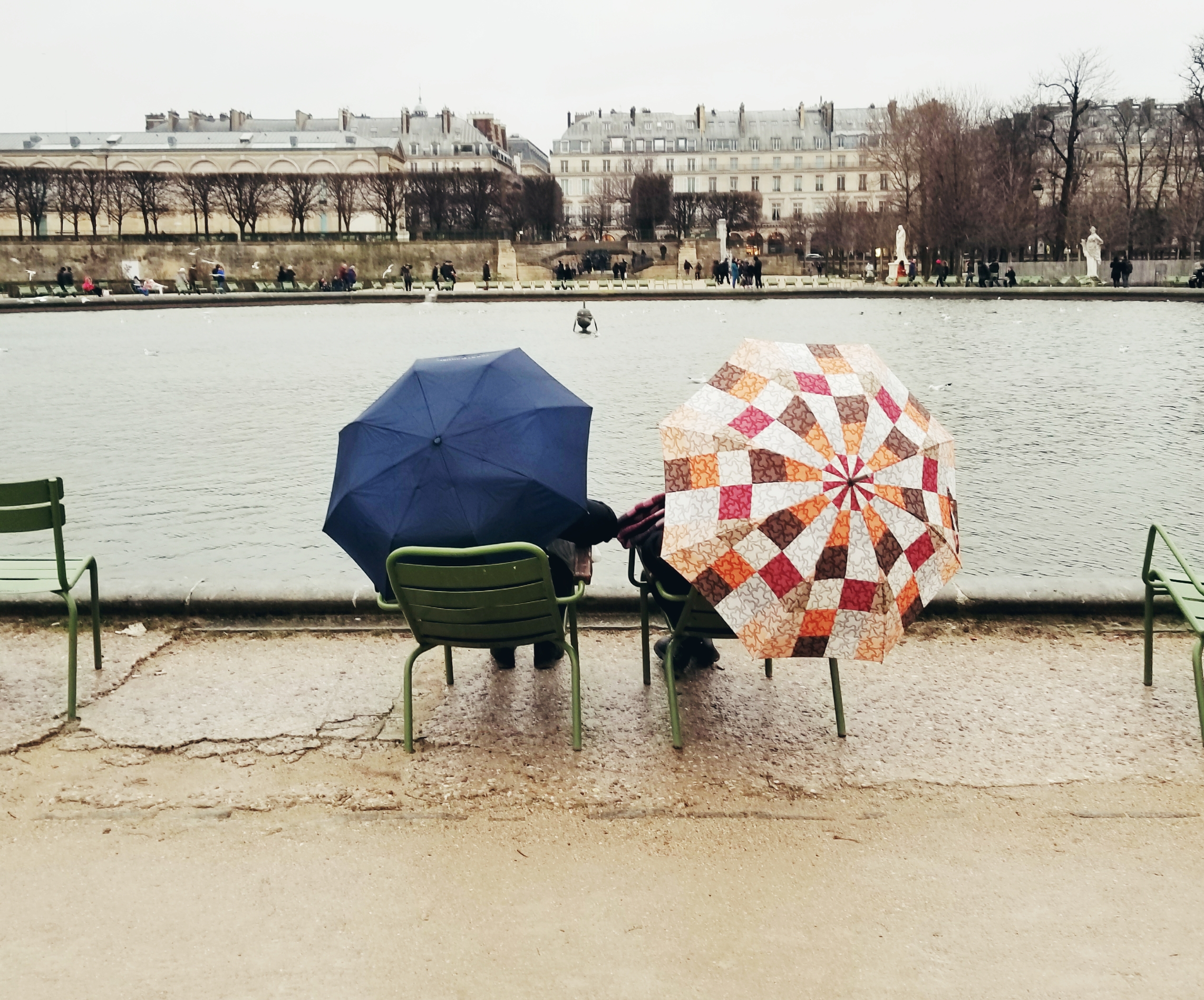 Lizzie does Paris - outtakes relationship goals